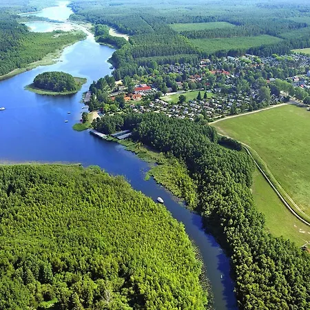 Holiday home Mirow In *