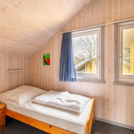 Holiday home Mirow In *