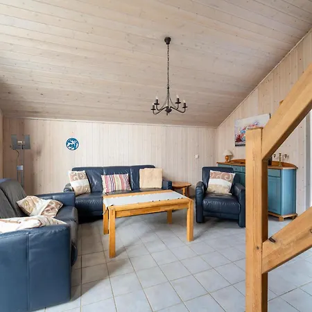 Holiday home Mirow In